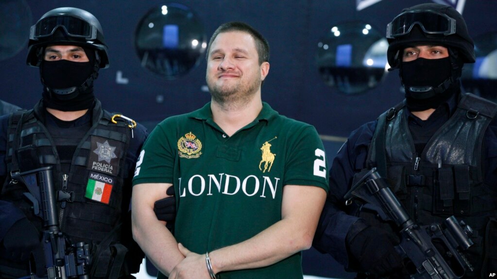 Edgard Valdez Villarreal, tambiÃ©n ciudadano estadounidense y lugarteniente del cartel de los capos BeltrÃ¡n Leyva, es acusado de traficar miles de kilogramos de cocaÃ­na hacia Estados Unidos entre 2004 y 2006. Fue capturado en agosto de 2010.