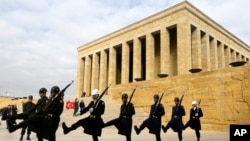 FILE - Soldiers march in front of the mausoleum of Mustafa Kemal Ataturk, the founder of modern Turkey, in Ankara, Nov. 27, 2014. Recent reports say Islamic State is targeting the site for a terror attack.