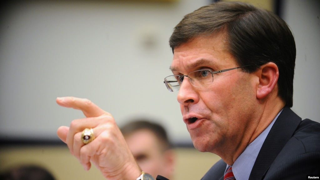 El secretario de Defensa de EE.UU., Mark Esper, dice que no ha habido decisión de retirar las tropas de Irak.