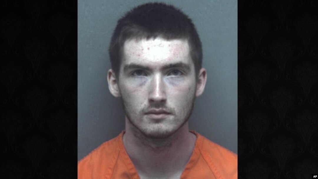 Polisi menangkap Neil Allan MacInnis, tersangka pelaku penembakan di kota Christiansburg, Virginia yang melukai 2 perempuan (12/4).