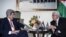 John Kerri, Mahmud Abbos Ramallohda. 3-dekabr, 2014-yil.