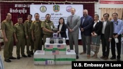 ລາຍການກະຈາຍສຽງຂອງວີໂອເອ ລາວ: ສະຫະລັດມອບອຸປະກອບ ດ້ານຄວາມປອດໄພມູນຄ່າ 48,000 ໂດລາ ໃຫ້ແກ່ ສປປ ລາວ