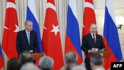 俄罗斯总统普京和土耳其总统埃尔多安2023年9月4日的会晤后举行新闻发布会。