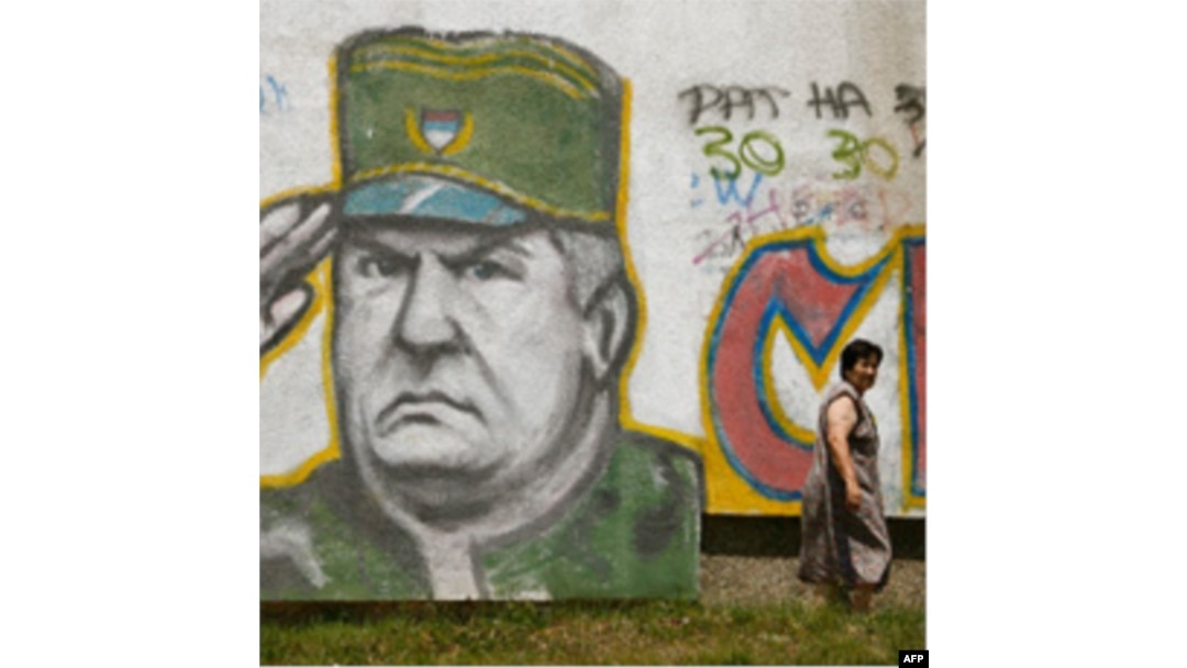 Grafiti sa Mladićevim likom
