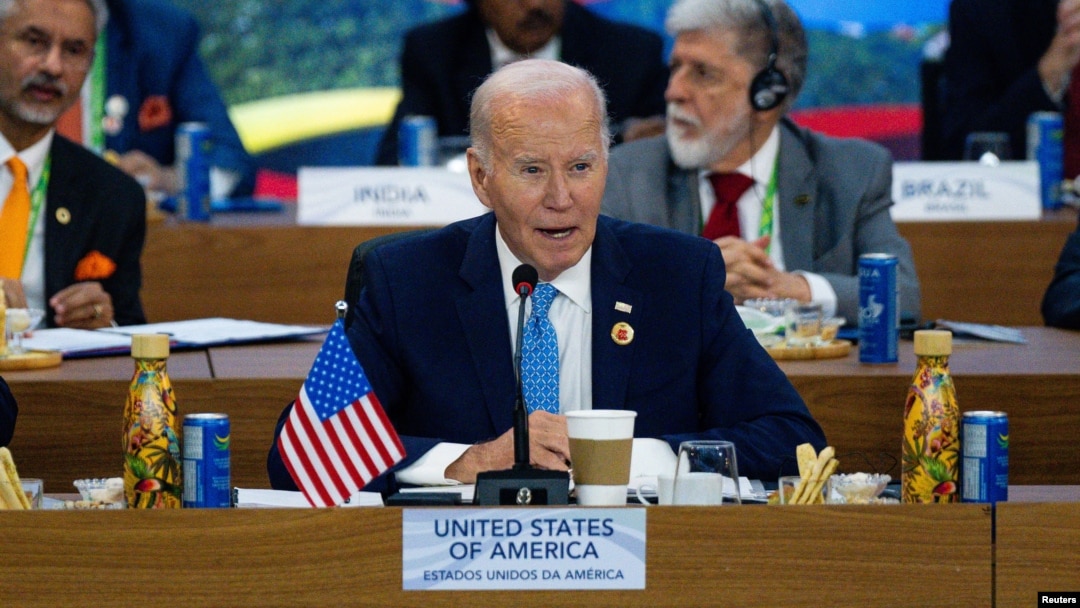 Predsjednik SAD-a Joe Biden drži govor na samitu G20 u Muzeju moderne umjetnosti u Rio de Janeiru, Brazil, 18. novembra 2024.
