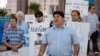 Activista hispano de Nuevo México niega el genocidio indígena y defiende estatuas de conquistadores