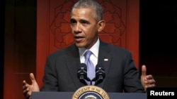 President Barack Obama delivers remarks at the Islamic Society of Baltimore mosque in Catonsville, Md., Feb. 3, 2016. 