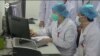 Власти Китая впервые сообщили: 1 700 медработников заразились коронавирусом, шестеро скончались