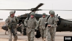 مشاورین نظامی امریکا هنگام ورود به عراق