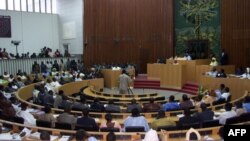 L'Assemblée nationale avait été saisie de la demande de levée de l'immunité parlementaire de M. Ngom par le parquet du pool judiciaire financier.