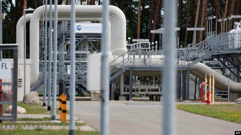 资料照片：2022年8月30日在德国卢布明的天然气运输和管道网络运营商 Gascade 的天然气设施。莫斯科于9月2日推迟了其通往德国的主要天然气管道的重新开放。(photo:VOA)