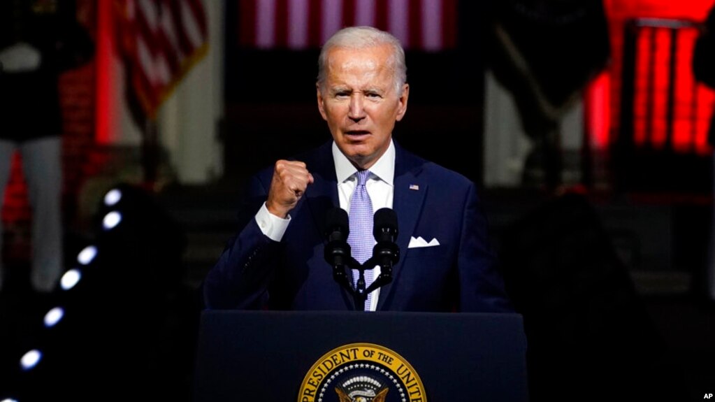 US President Joe Biden speaks outside Independence Hall, Sept. 1, 2022, in Philadelphia.