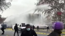 Chilean Protesters Face Off with Police 