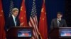Ngoại trưởng Mỹ John Kerry phát biểu tại một cuộc họp báo bên cạnh Bộ trưởng Tài chính Jacob Lew sau khi kết thúc cuộc Đối thoại Kinh tế và Chiến lược Mỹ-Trung ở Bắc Kinh ngày 10/7/2014.
