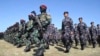 Pasukan khusus militer Indonesia berbaris selama parade di Denpasar, Bali (foto: dok). 