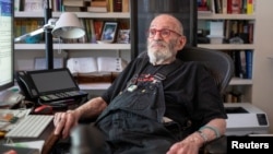 FILE PHOTO: AIDS activist and author Larry Kramer poses for a portrait in his apartment in New York, U.S., June 24, 2019. Picture taken June 24, 2019. REUTERS/Lucas Jackson/File Photo