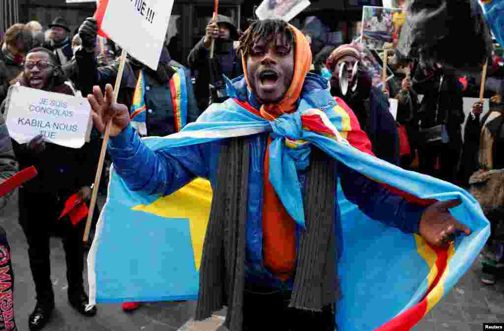 Des manifestations ont été organisées à l'étranger, comme à Bruxelles, en Belgique, le 19 décembre 2016.