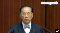 香港特首曾蔭權於立法會答問大會上致歉