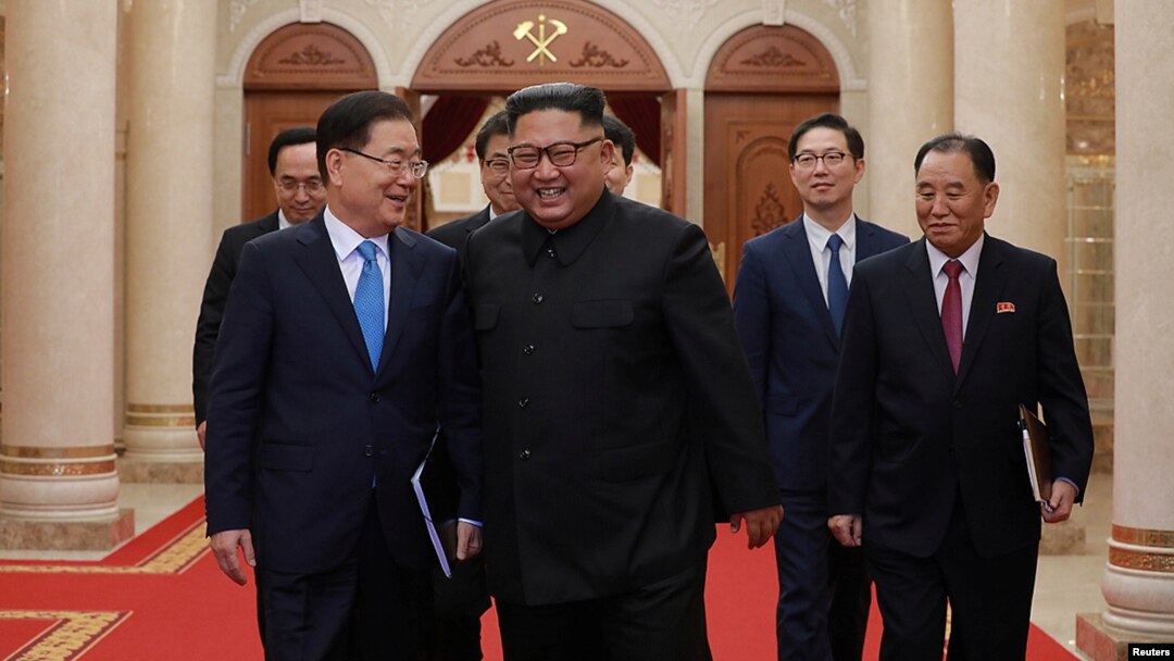 Chief of the national security office at Seoul's presidential Blue House Chung Eui-yong meets with North Korean leader Kim Jong Un in Pyongyang, North Korea, Sept. 5, 2018.