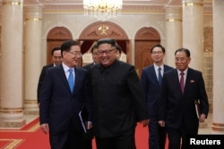 Chief of the national security office at Seoul's presidential Blue House Chung Eui-yong meets with North Korean leader Kim Jong Un in Pyongyang, North Korea, Sept. 5, 2018.