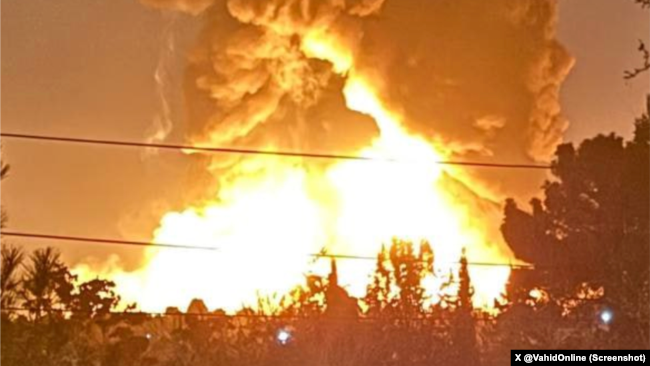 تصویر دریافتی از انفجار انبار نفت فردیس کرج در شامگاه شنبه