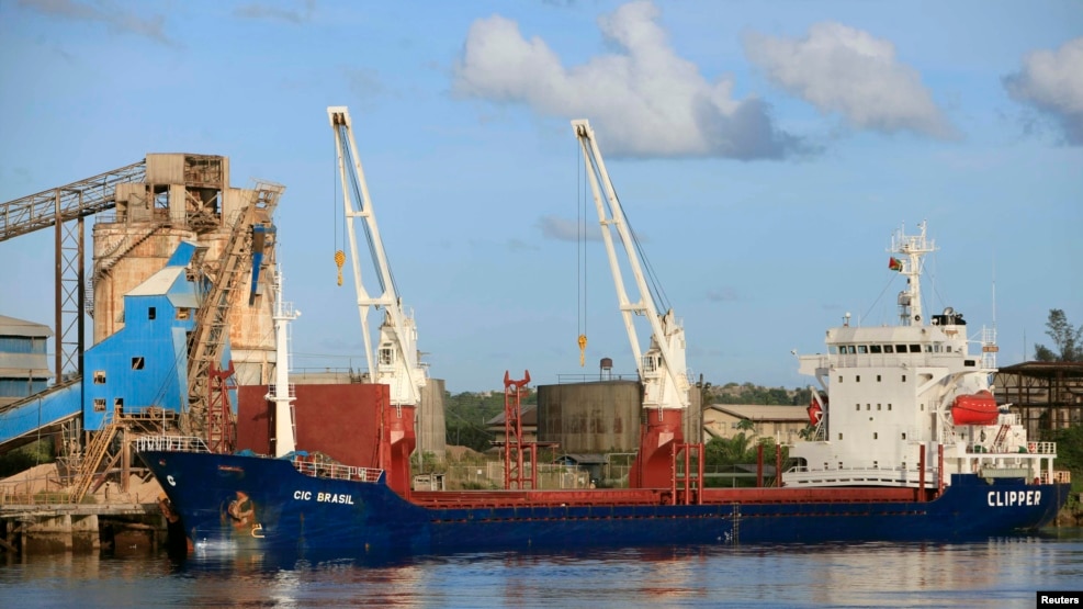Một con tàu chở bauxite của tập đoàn khoáng sản Trung Quốc. (Ảnh minh hoạ)