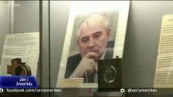 Rusët të ndarë për Gorbaçovin; disa e lëvdojnë, të tjerë e dënojnë