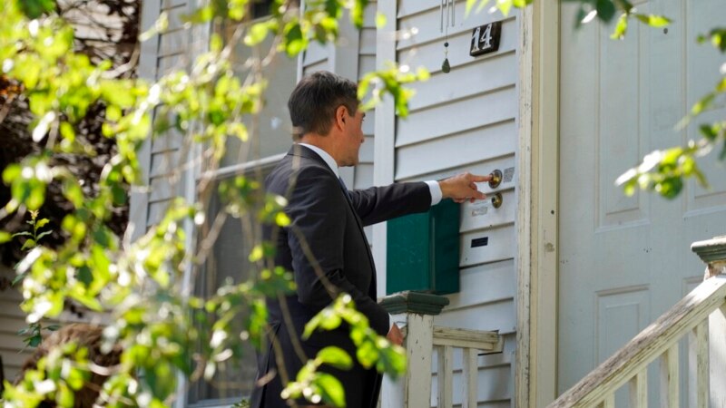 Jehovah's Witnesses Resume Door-to-Door work in US