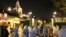 Xét nghiệm COVID-19 đối với khách đi thăm Disneyland tại Thượng Hải, ngày 31/10/2021.