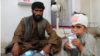 دہشت گرد حملوں اور بم دھماکوں میں ہلاک اور زخمی ہونے والوں میں بچوں کی ایک بڑی تعداد شامل ہے۔ یہ تصویر افغان صوبے ہلمند کی ہے۔ 29 جون 2020