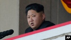 김정은 북한 국방위원회 제1위원장이 지난달 10일 노동당 창건 70주년을 맞아 평양 김일성광장에서 열린 기념식에서 연설하고 있다. (자료사진)