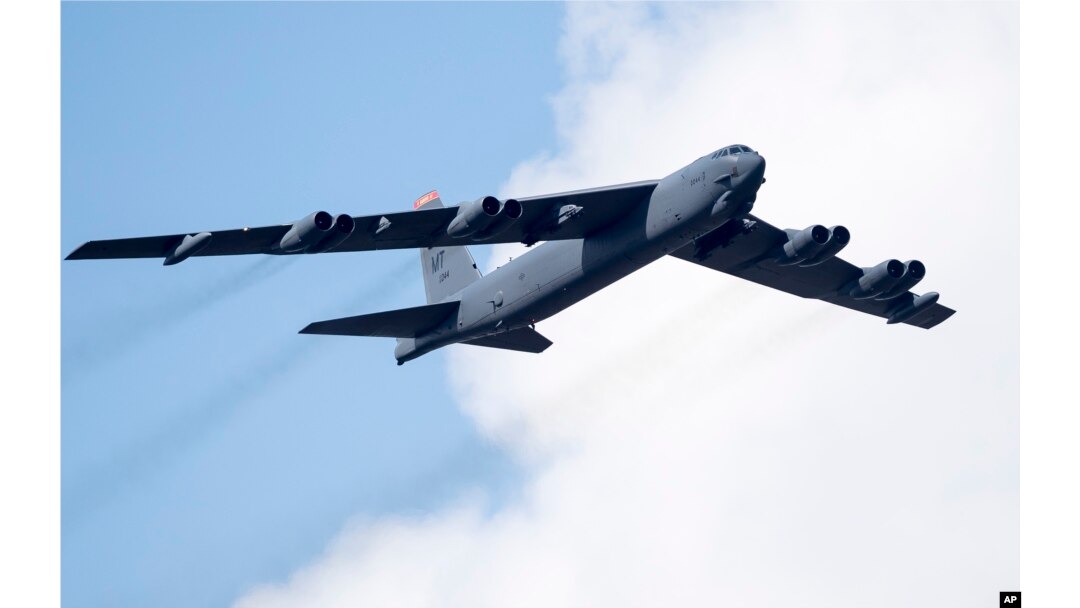 B-52 rusumidagi strategik hujumchi samolyotlar