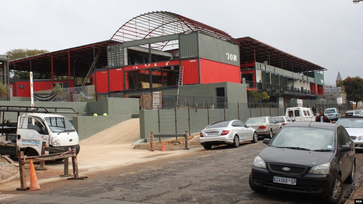 Joburg’s Trendy Melville Neighborhood Gets ‘27 Boxes Mall’
