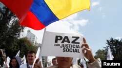 Los colombianos claman paz con justicia social.
