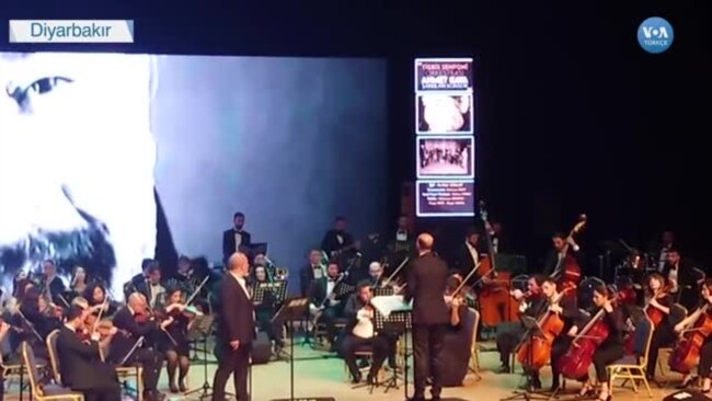 Diyarbakır'ın Tek Senfoni Orkestrası'ndan Ahmet Kaya Şarkıları