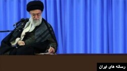 شورای عالی انقلاب فرهنگی توسط علی خامنه‌ای منصوب می‌شود و زیر نظر او فعالیت می‌کند.