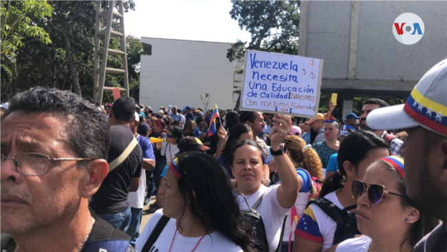Gremios de diversos sectores salieron a las calles de Venezuela para reclamar salarios dignos. [Foto: Álvaro Algarra – 23 de enero de 2023]