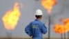 اعتصاب کارکنان پایانه نفتی قشم همزمان با وخیم‌تر شدن بحران انرژی در ایران