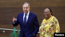 South Africa's Foreign Minister Naledi Pandor and Russia's Foreign Minister Sergei Lavrov speak ahead of a bilateral meeting, in Pretoria, South Africa, January 23, 2023. 