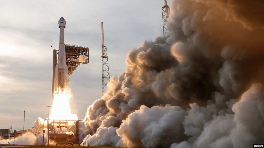 Përgatitjet për mbërritjen e sondës “Starliner” në Stacionin Ndërkombëtar të Hapësirës
