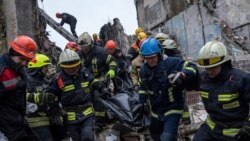 Frappe sur un immeuble à Dnipro: on parle désormais de 44 morts