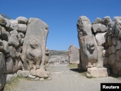 The Lion Gate in the stone wall that surrounded the ancient city of Hattusa, the capital of the Hittite empire located at the village of Bogazkoy in Turkey, is seen in this undated handout picture. (Benjamin Anderson/Handout via REUTERS)