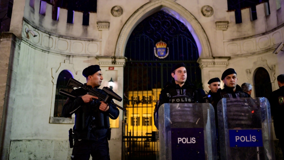 Turkey Detains 15 For IS Links, No Concrete Threats Found