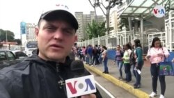 Docentes venezolanos hacen cadenas humanas para protestar por mejoras salariales