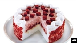 ILUSTRASI - Red Velvet Blizzard Treat DQ® Cake (Photo: Business Wire).