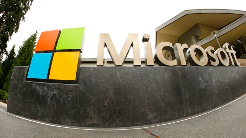 Microsoft Reports Outage for Teams, Outlook, Other Services ...