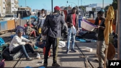 En 2022, la police marocaine a interpellé plus de 32.000 migrants et arrêté 566 individus soupçonnés d'être impliqués dans des réseaux de traite humaine.