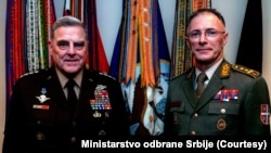 Načelnik Združenog generalštaba oružanih snaga SAD Mark Mili i načelnik Generalštaba vojske Srbije Milan Mojsilović (foto: Ministarstvo odbrane Srbije)