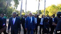 El primer ministro haitiano, Ariel Henry, luego de participar en una ceremonia oficial en Puerto Príncipe, Haití, el 18 de noviembre de 2022.