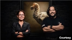 Dr. Beth Shapiro, molecular biologist on Colossal Biosciences' scientific advisory board, and Ben Lamm, co-founder and CEO of Colossal Biosciences. (Image courtesy of Colossal Biosciences)